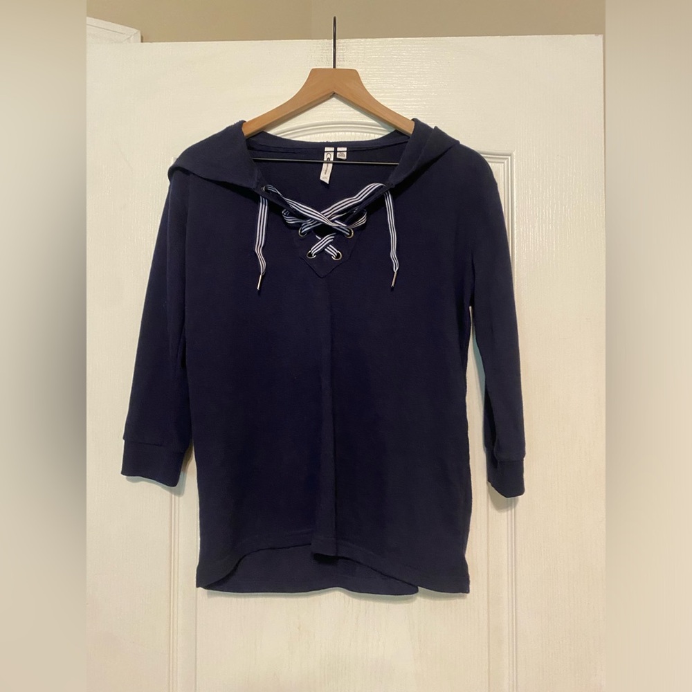 Cable and Gauge size XS French Terry hooded jacket w/front tie